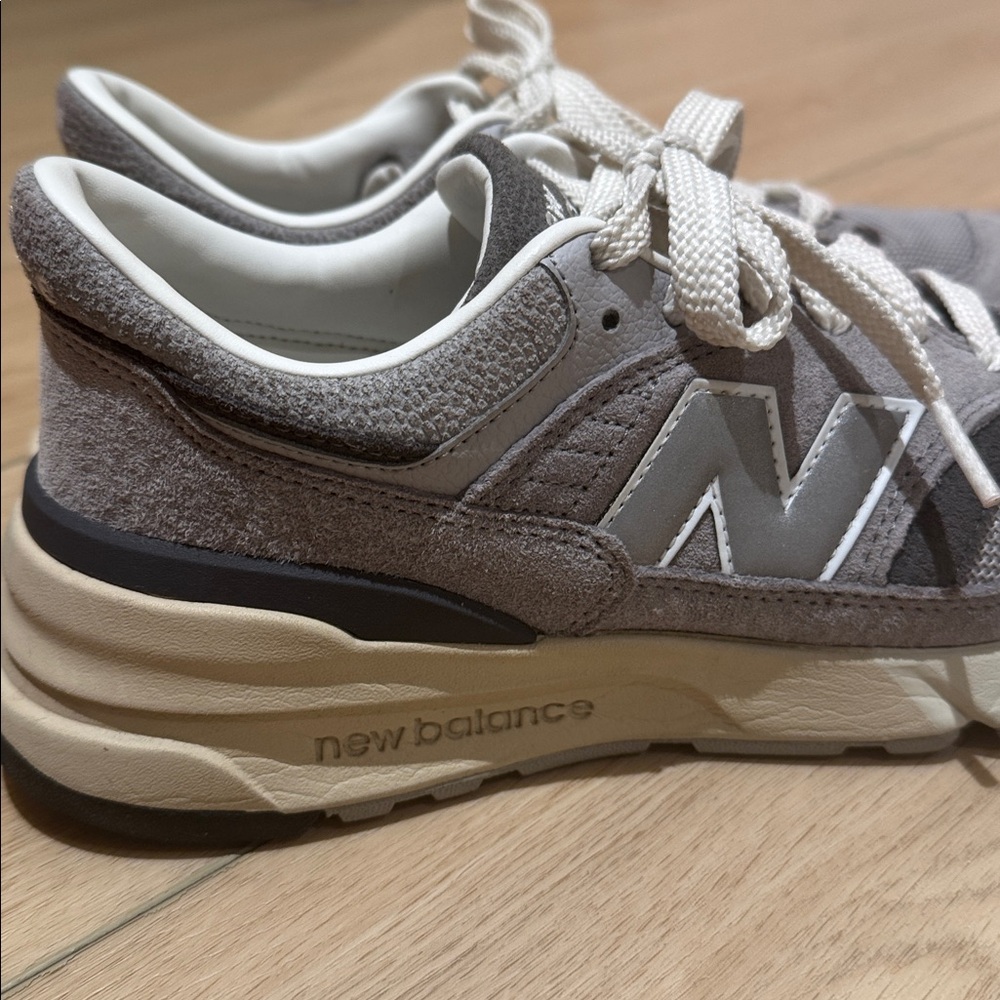 New Balance 997R 7M - Picture 3 of 7